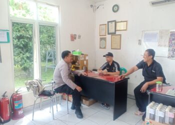 Sambangi Warga Polisi di Kota Sukabumi Sampaikan Imbauan Kamtibmas