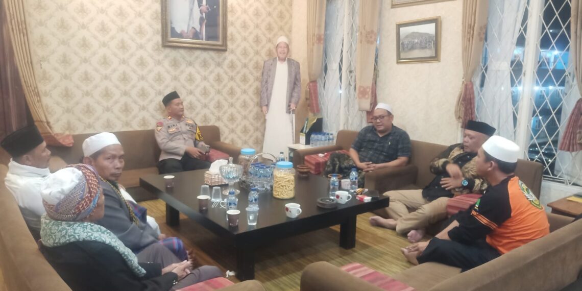 Cara Mempererat Tali Silaturahmi Kapolsek Sukabumi Lakukan Kegiatan Ngariung Sareng