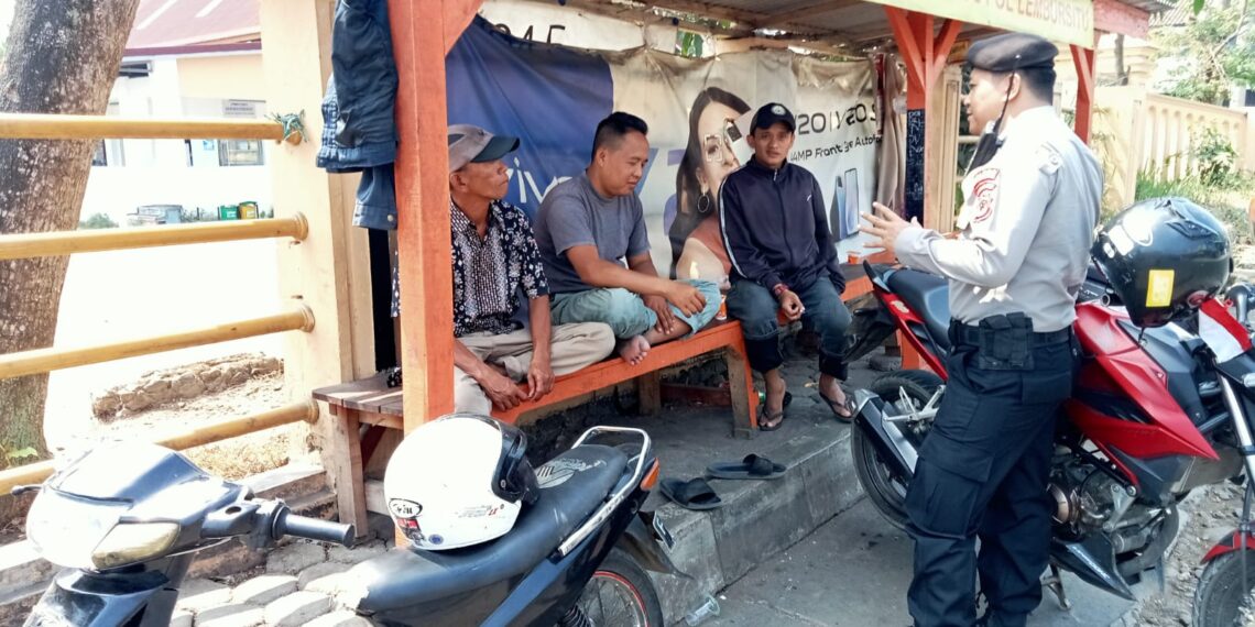 Polsek Lembursitu Himbau Pengemudi Ojek Agar Tertib Berlalu Lintas