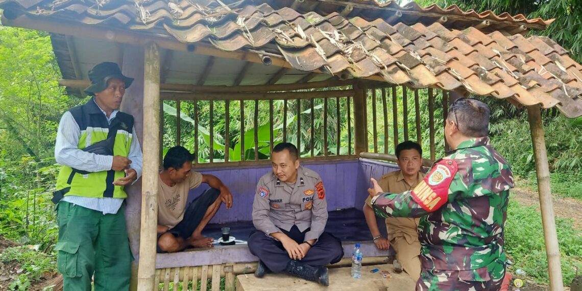 Polsek Lembursitu Sinergitas TNI/POLRI