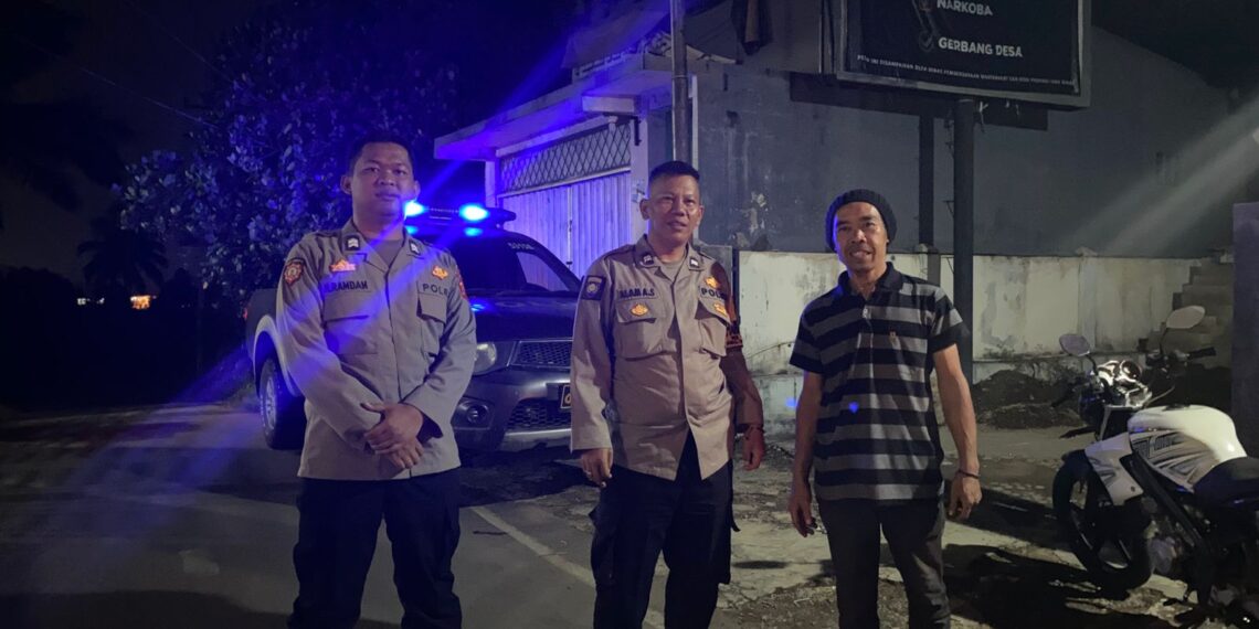 Patroli Mobile Rutin Polsek Kadudampit Antisipasi Gangguan kamtibmas