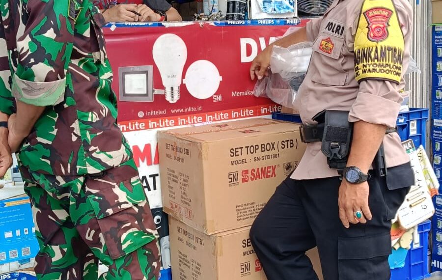 Datangi Warga Langsung, Babinkamtibmas Berikan Himbauan Gukamtibmas