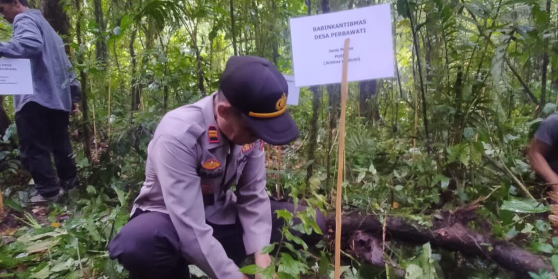 Polsek Sukabumi Laksanakan Giat Penanaman Pohon