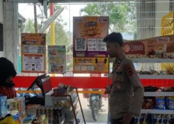 Polsek Cireunghas Laksanakan Patroli Beri Himbauan Kamtibmas