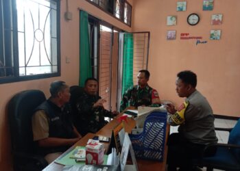 Sinergitas TNI Bhabinkamtibmas dan Babinsa Laksanakan Sambang ke Kantor Kelurahan