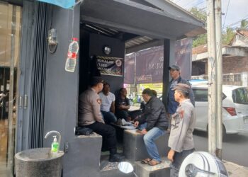 Sambangi Pangkalan Ojek, Polsek Gunungpuyuh Sampaikan Pesan-Pesan Kamtibmas