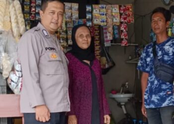 Sampaikan Pesan Kamtibmas, Polsek Kebonpedes Sambangi Warga Desa Binaan