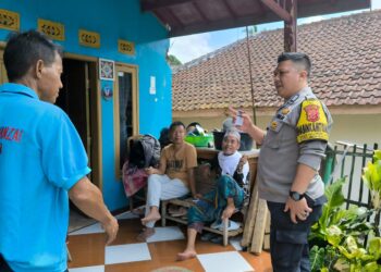 Polsek Sukaraja Melaksanakan Kegiatan Sambang ke Desa Binaan