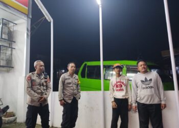 Patroli Mobile Rutin Polsek Kadudampit Antisipasi Gangguan Kamtibmas
