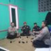 Bhabinkamtibmas dan anggota unit Samapta Polsek Sukaraja Laksanakan sambang kepada tokoh masyarakat