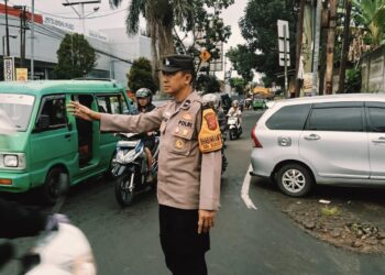 Polsek Gunungpuyuh rutin laksanakan Gatur Pagi, Agar Terciptanya Kamseltibcar Lantas dipagi hari diwilayah hukum Polsek Gunungpuyuh