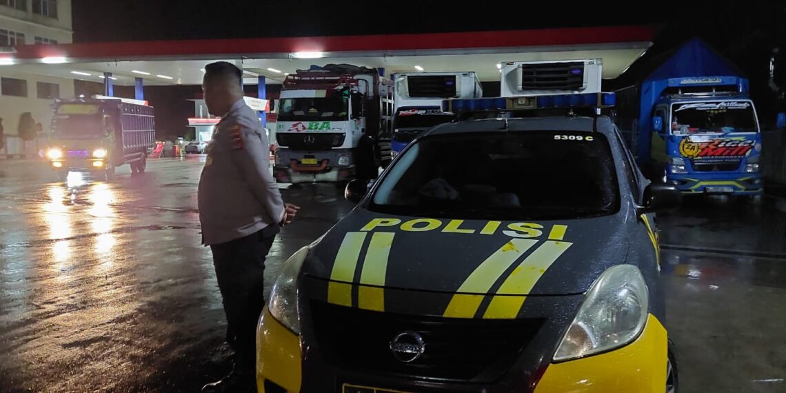Patroli KRYD Polsek Cisaat Antisipasi Gangguan Kamtibmas