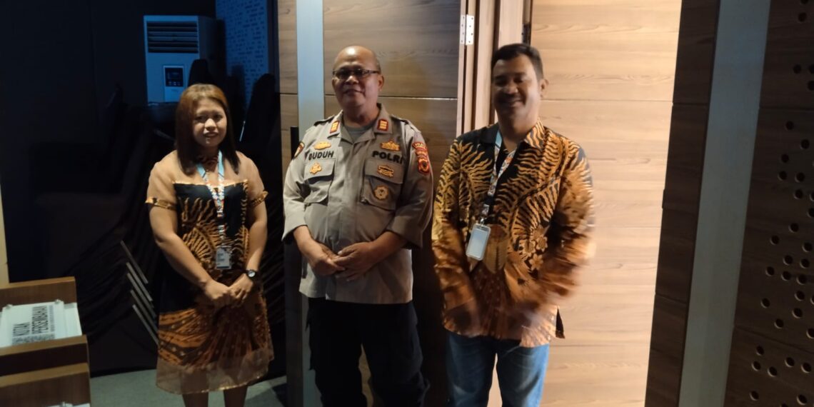 Minggu Kasih, Polsek Cisaat  Berikan Pengamanan Ibadah Kebaktian Minggu Gereja GBI MNCC Sukabumi