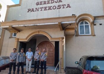 Berikan Rasa Aman, Polisi Lakukan Pengamanan Ibadah Rutin di Gereja  Pantekosta Sukabumi