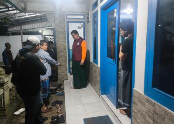 Marbot Mesjid Temukan Bayi Baru Lahir di Pintu Masuk Mesjid