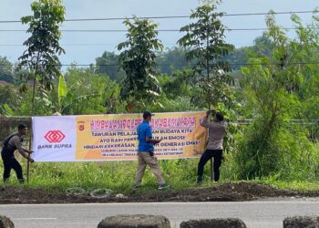 Ajak Warga Jaga Kondusifitas, Polres Sukabumi Kota Pasang Puluhan Spanduk Himbauan Kamtibmas