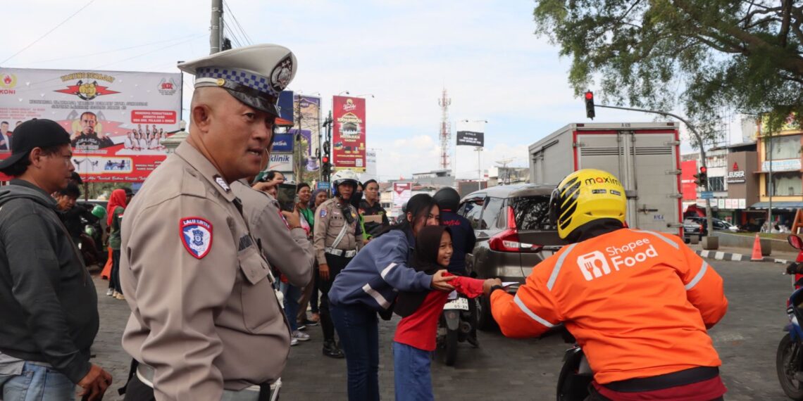 Polres Sukabumi Kota Kawal Aksi Simpatik Driver Online