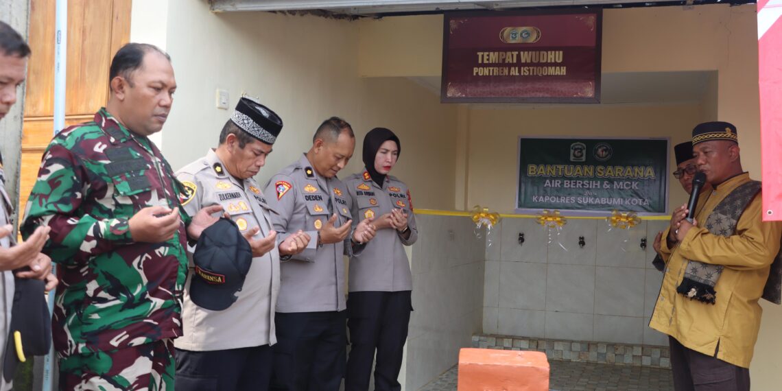 Jelang Hari Bhayangkara ke-79, Polres Sukabumi Kota Salurkan Bantuan Sarana Air Bersih