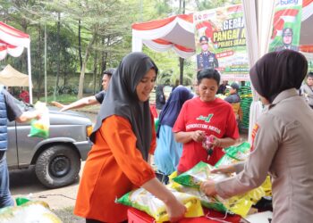 Polres Sukabumi Kota Kembali Gelar GPM, 7 Ton Beras Ludes Diserbu Warga