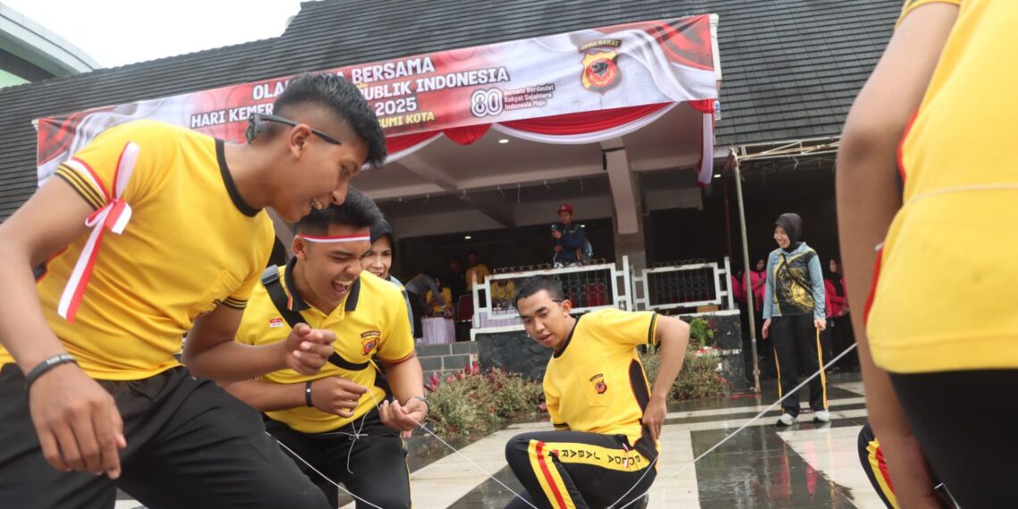 Dari Sepeda Gunung Sampai Umroh, Polres Sukabumi Kota Hujani Doorprize di HUT RI ke-80