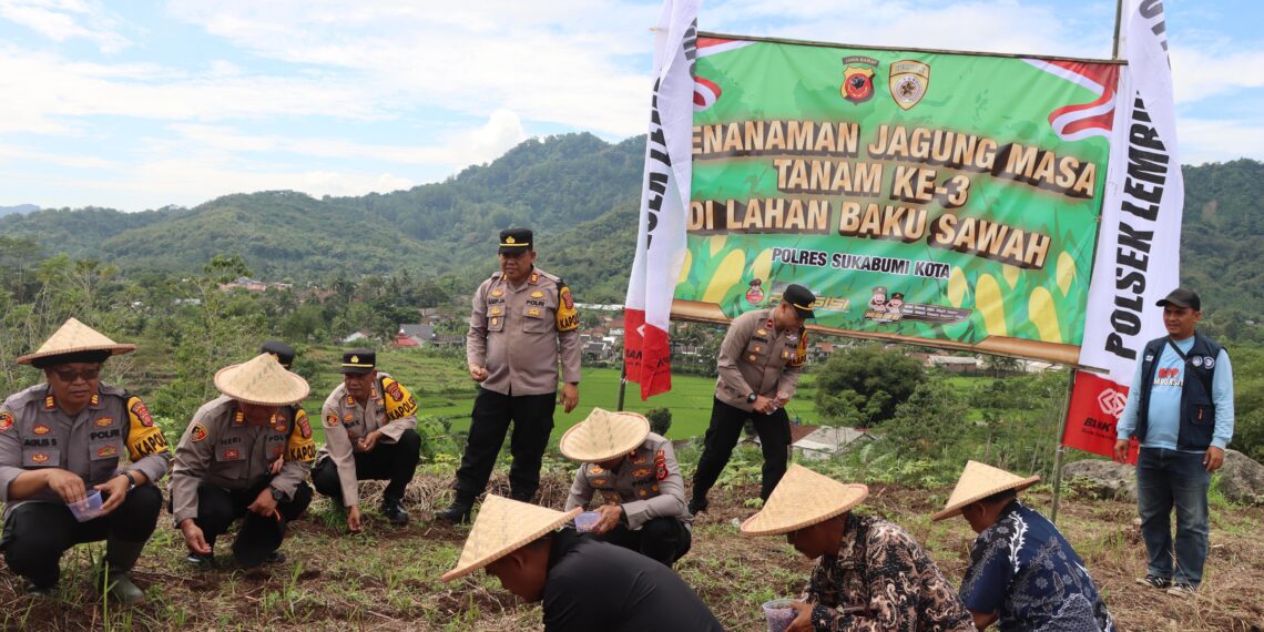 Dukung Ketahanan Pangan Nasional, Polres Sukabumi Kota Kembali Tanam Jagung