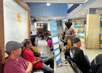 Polwan Humanis di Samsat Sukabumi, Brigadir Intan Jadi Wajah Pelayanan Publik yang Ramah dan Profesional