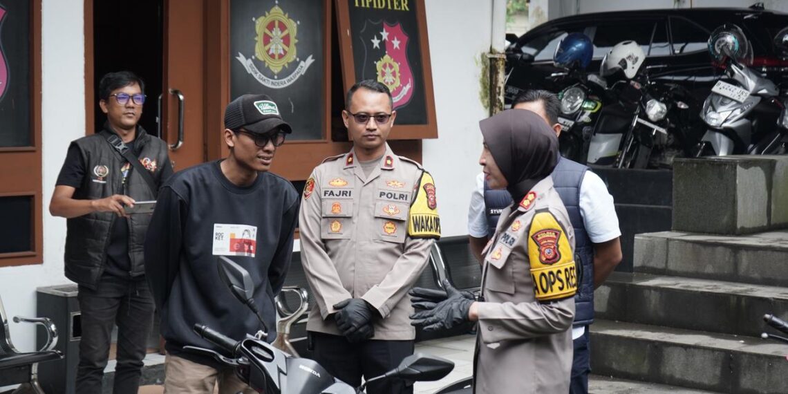 Korban Curanmor di Lapdek Sukabumi Akhirnya Terima Kembali Motornya: “Alhamdulillah, Bisa Dipakai Kerja Lagi”