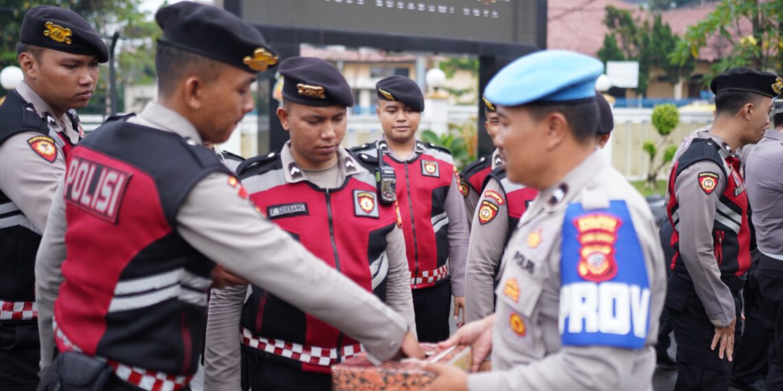 KASOGI, Bukti Polisi Hadir Tak Hanya Menjaga Tapi Berbagi