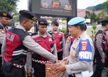 KASOGI, Bukti Polisi Hadir Tak Hanya Menjaga Tapi Berbagi