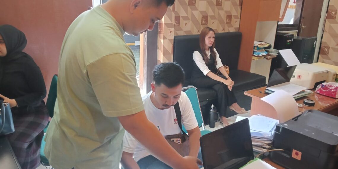 Gelapkan BPKB dan Uang Hasil Jualan Mobil, Pria Warudoyong Sukabumi Diringkus Polisi