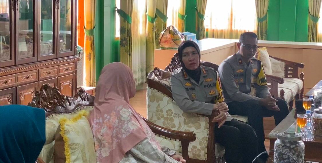 Perkuat Jalinan Komunikasi, Kapolres Sukabumi Kota Silaturahmi Kamtibmas dengan Tokoh Ulama