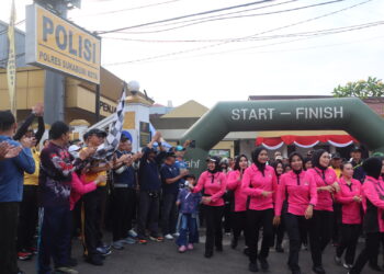 HUT Bhayangkara ke-80, Ribuan Warga Ikuti Fun Walk dan Fun Bike di Mapolres Sukabumi Kota