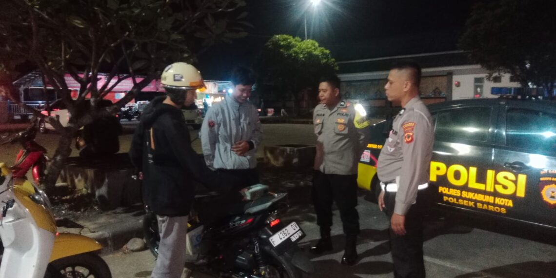 Patroli Polsek Baros Intensifkan Pengamanan Malam, Sasar Titik Rawan Kriminalitas