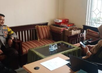 Bhabinkamtibmas Baru Desa Selawangi Perkuat Sinergi dengan Pemerintah Desa Lewat Sambang Perdana