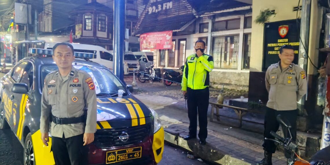 Polsek Cikole Intensifkan Patroli Malam, Sasar Permukiman hingga Objek Vital