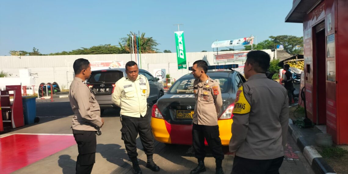 Patroli Dialogis, Polsek Citamiang Ajak Warga Aktif Jaga Keamanan Lingkungan