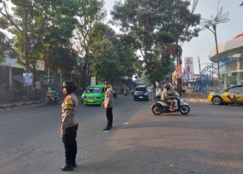Polsek Warudoyong Gelar Pengaturan Lalu Lintas Pagi, Bantu Kelancaran Aktivitas Masyarakat