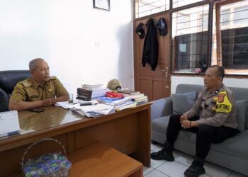 Bhabinkamtibmas dan Lurah Sudajayahilir Perkuat Sinergi, Bahas Keamanan Lingkungan