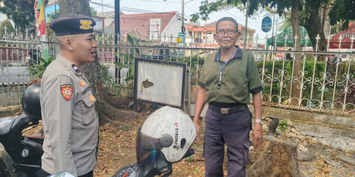 Polsek Cikole Gencarkan Patroli Dialogis, Serap Informasi Kamtibmas dari Warga