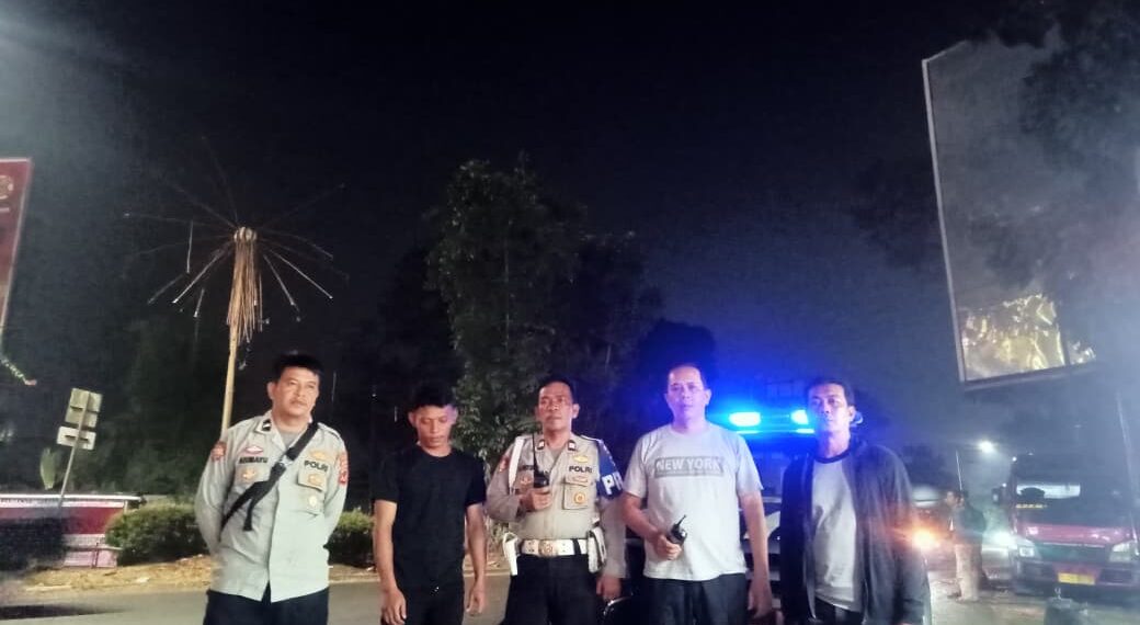 Polsek Lembursitu Gencarkan Patroli Dialogis Malam, Antisipasi Gangguan Kamtibmas