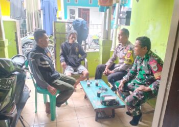 Bhabinkamtibmas Polsek Baros Sambangi Warga, Ingatkan Waspada Curanmor
