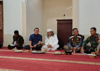 Bhabinkamtibmas Nyomplong Hadiri Sosialisasi PHBS, Warga Diingatkan Bahaya Narkoba hingga Judi Online
