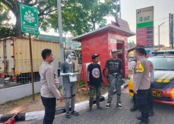 Polsek Citamiang Patroli Dialogis, Sambangi Warga dan Sampaikan Pesan Kamtibmas