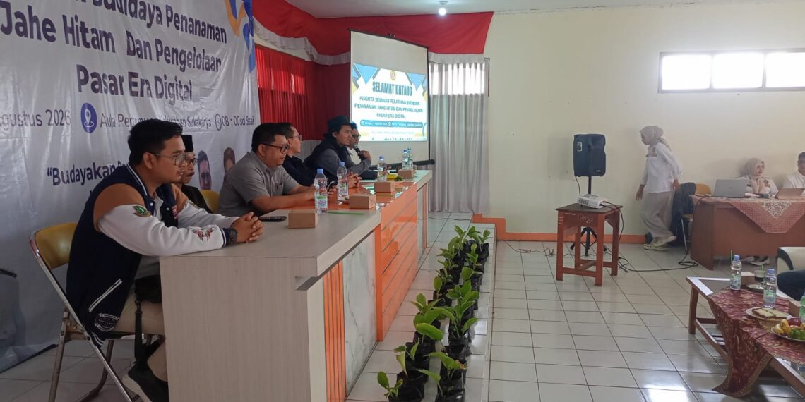 Polisi Hadiri Pelatihan Budi Daya Jahe Hitam dan Pasar Digital di Warudoyong Sukabumi