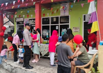 Bhabinkamtibmas Cikole Sambangi Posyandu, Ajak Warga Jaga Keamanan Lingkungan