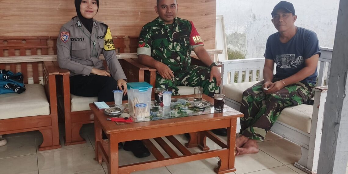 Sambangi Warga di Pabuaran, Bhabinkamtibmas Warudoyong Ingatkan Waspada C3