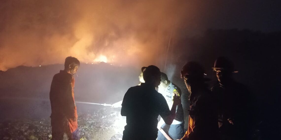 Kebakaran Melanda TPA Cikundul Sukabumi, Tidak Ada Korban Jiwa